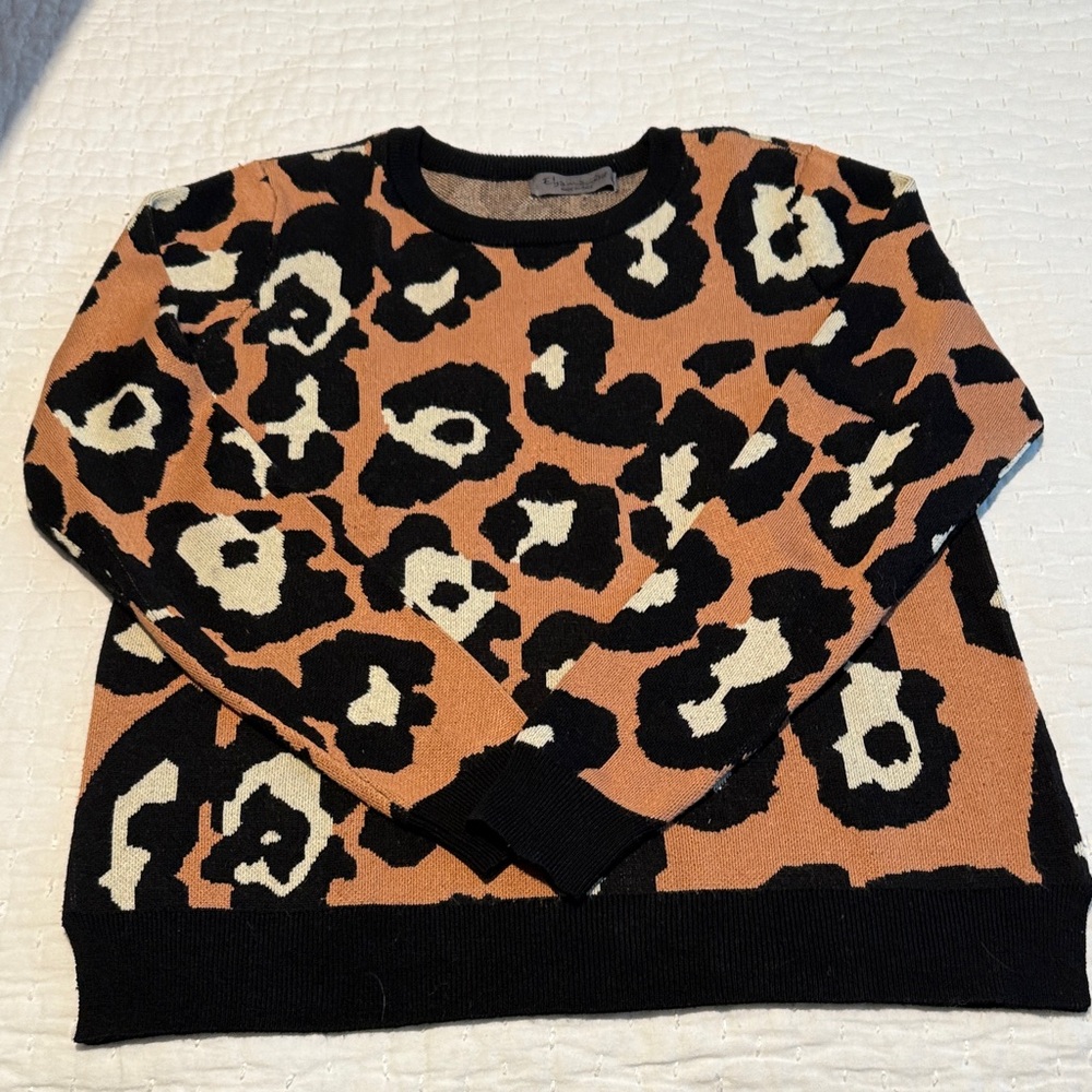 Elsa manda leopard sweater M